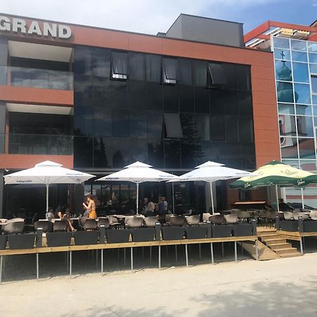 Motel Grand 大克拉杜沙 外观 照片