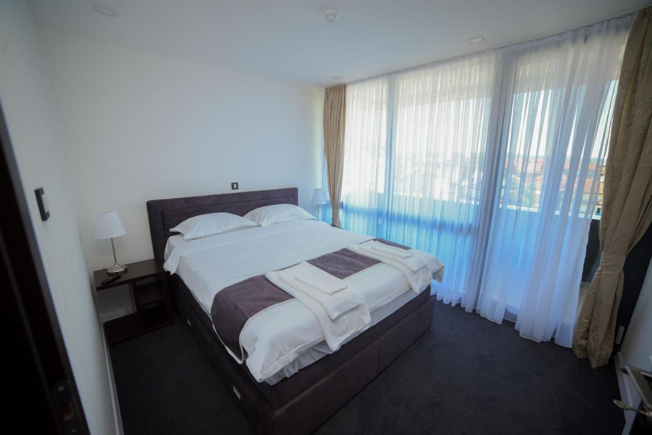 Motel Grand 大克拉杜沙 外观 照片